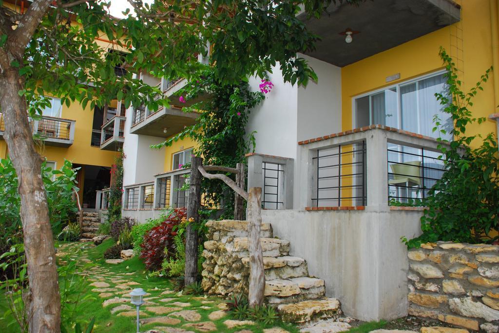 Amarela Panglao